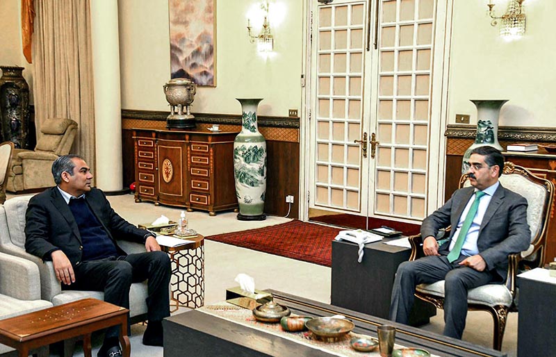 Caretaker Chief Minister Punjab Syed Mohsin Raza Naqvi calls on caretaker Prime Minister Anwaar-ul-Haq Kakar