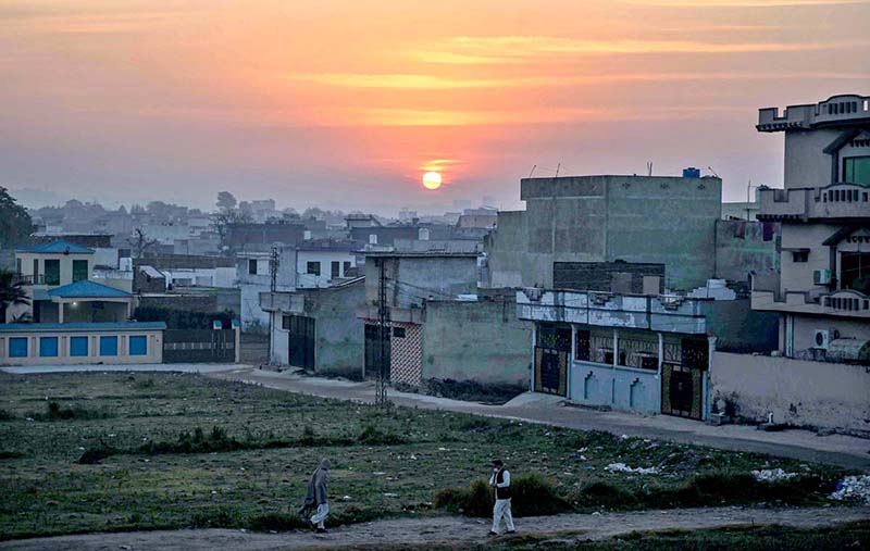 An eye catching view of sun rise over the city.