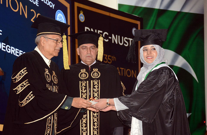 President Dr. Arif Alvi awarding degrees to the students during 35th Convocation ceremony of Pakistan Navy Engineering College (PNEC) at Bahria Auditorium.