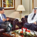 Federal Secretary for Interior Aftab Durrani presenting souvenir to the Saudi Ambassador Nawaf bin Saeed Ahmad Al-Malki