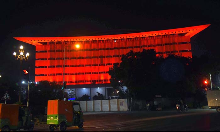 On World AIDS Day, the Wapad House is illuminated in red as part of the awareness campaign