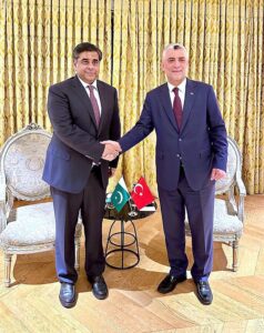 Caretaker Minister of Commerce and Industries, Dr. Gohar Ejaz meeting the Turkish Trade Minister H.E. Dr. Ömer Bolat on the sidelines of the 39th Ministerial of COMCEC