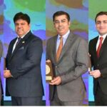 President Dr Arif Alvi giving away appreciation shields to the persons who contributed to Green Presidency Project, at Aiwan-e-Sadr