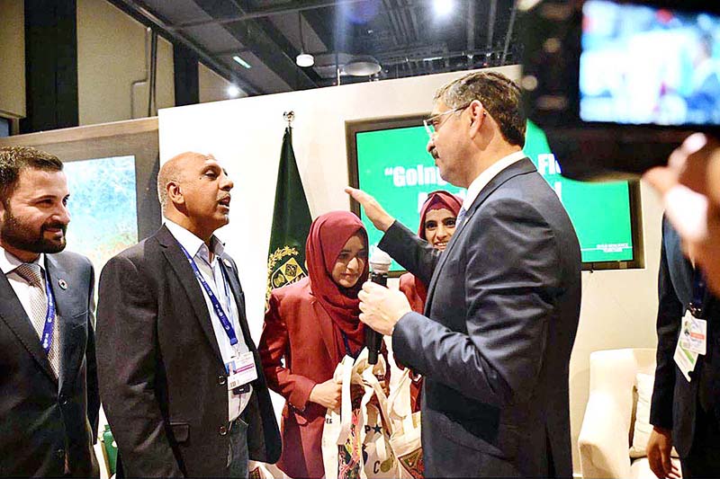 Caretaker Prime Minister Anwaar-ul-Haq Kakar meets the Pakistani students who won the award in one of the categories of Zayed Sustainability Awards 2023