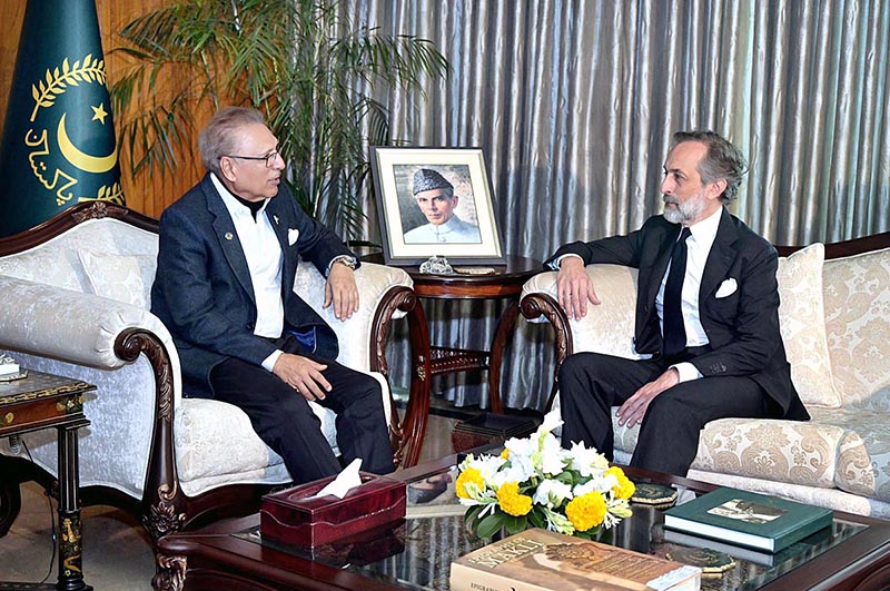 The outgoing Resident Coordinator of United Nations in Pakistan, Mr. Julien Harneis calls on President Dr Arif Alvi, at Aiwan-e-Sadr