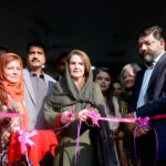 First Lady Samina Arif Alvi cutting ribbon to inaugurate Prof Shahida Kazi Women Complex at Karachi Press Club