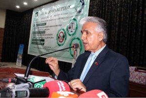DG, NAB Balochistan Zafar Iqbal addressing at ceremony of competition speech about anti-corruption