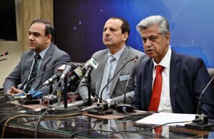 Caretaker Federal Minister for Information, Broadcasting and Parliamentary Affairs Murtaza Solangi, Caretaker Federal Minister for IT & Telecom Dr. Umar Saif and Caretaker Federal Minister for Health, Dr Nadeem Jan addressing a press conference at PID Media center