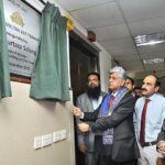 Caretaker Federal Minister for Information, Broadcasting and Parliamentary Affairs Murtaza Solangi unveiling plaque to inaugurate the PTV National Multan 24/7 transmission at PTV Centre