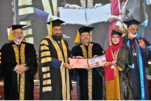 Chancellor University of Sargodha Governor Punjab, Mohammad Baligh-Ur-Rehman and VC University of Sargodha Pro Dr Qaisar Abbas distributing degrees during 10th Convocation of the University