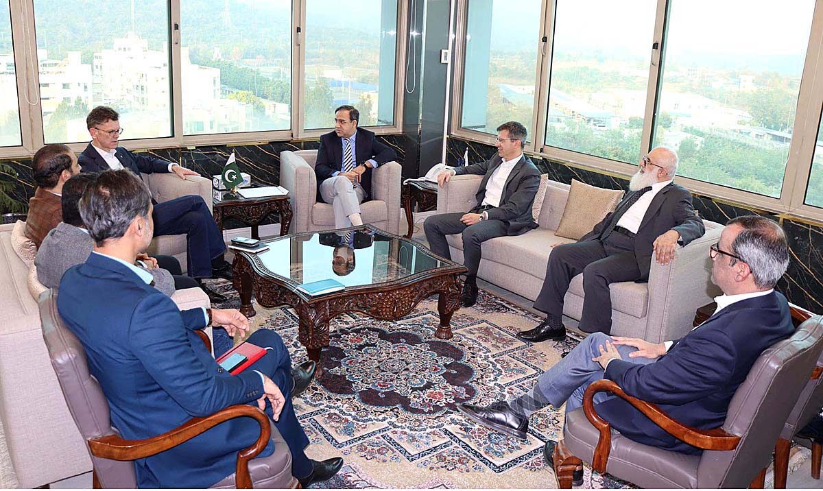 Delegation Of Telenor Etisalat Group Meets IT Minister