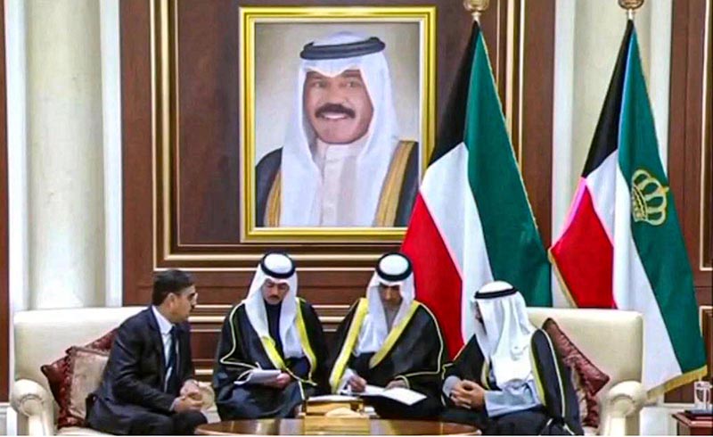 Caretaker Prime Minister Anwaar-ul-Haq Kakar meets with the new Amir of Kuwait His Highness Sheikh Meshal al-Ahmad al-Sabah to offer condolences over the sad demise of the Amir his Highness Nawaf Al-Ahmad Al-Jaber Al-Sabah Caretaker Prime Minister Anwaar-ul-Haq Kakar meets with the new Amir of Kuwait His Highness Sheikh Meshal al-Ahmad al-Sabah to offer condolences over the sad demise of the Amir his Highness Nawaf Al-Ahmad Al-Jaber Al-Sabah