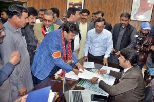 Former Sindh Minister Jam Khan Shoro submits his nomination form to returning officer for upcoming General Election 2024