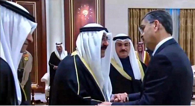 Caretaker Prime Minister Anwaar-ul-Haq Kakar meets with the new Amir of Kuwait His Highness Sheikh Meshal al-Ahmad al-Sabah to offer condolences over the sad demise of the Amir his Highness Nawaf Al-Ahmad Al-Jaber Al-Sabah Caretaker Prime Minister Anwaar-ul-Haq Kakar meets with the new Amir of Kuwait His Highness Sheikh Meshal al-Ahmad al-Sabah to offer condolences over the sad demise of the Amir his Highness Nawaf Al-Ahmad Al-Jaber Al-Sabah