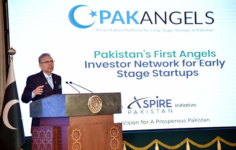 President Dr. Arif Alvi addressing the Angels Investors Summit & Startup Showcase, at Aiwan-e-Sadr