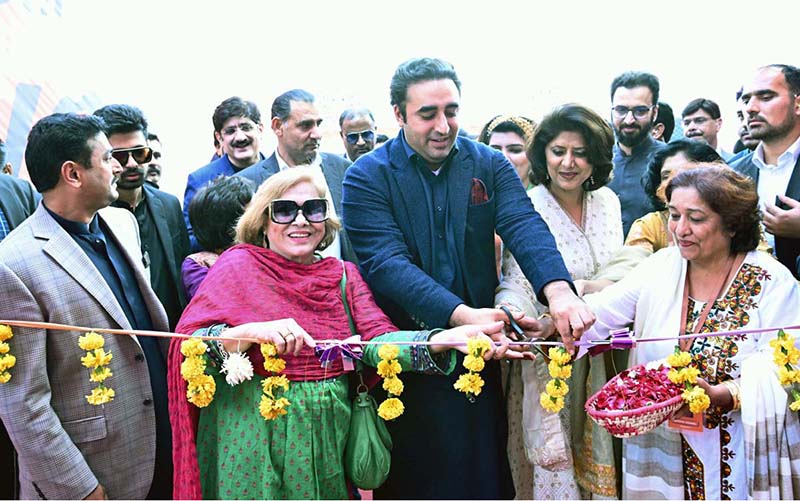 Chairman Pakistan People’s Party, Bilawal Bhutto Zardari cutting the ribbon during opening ceremony of Ayaz Mela at Sindh Museum