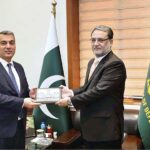 Minister for Defence, Lt Gen (Retd) Anwar Ali Hyder presenting a souvenir to H.E Mr. Khazar Farhadov, Ambassador of the Republic of Azerbaijan, at Ministry of Defence