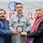 President Larkana Chamber of Commerce and Industry Ahmad Ali Shaikh along with President Larkana Press Club Mir Ghulam Murtaza Kalhoro presenting Quaid-e-Azam Award to Senior Photo Generalist APP Nadeem Akhtar Soomro for his excellent services in Photography during Quaid-e-Azam Excellence Award Ceremony at Press Club