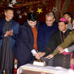 Chief Minister Punjab Mohsin Naqvi cutting the cake on the occasion of Christmas Day a St. Anthony's Church, in the City