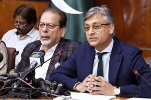 Caretaker Sindh Health Minister Dr Saad Khalid Naz addressing media persons after inaugurating Shahbana Shafiq Dental Clinic at Karachi Press Club