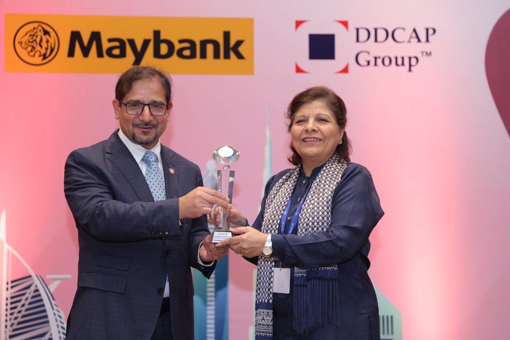 Dr Shamshad awarded with ‘Most Influential Woman in Islamic Business and Finance 2023'