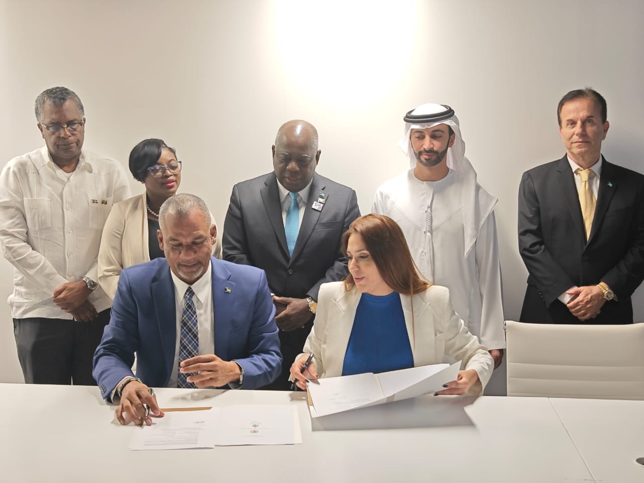 Bahamas teams up with UAE's Blue Carbon for resilience, advancing climate initiatives