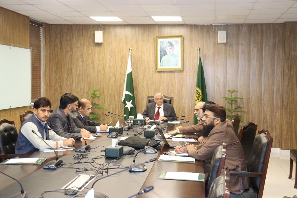 Planning Minister reviews progress of ongoing petroleum, gas projects