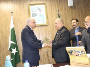 High-profile Chinese business delegation meets Planning Minister