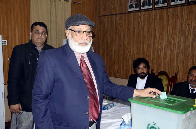 Lawyers of District Bar Association cast their votes during the elections of district bar