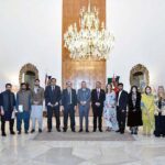 President Dr. Arif Alvi in a group photo with a delegation of educationists from Antalya Schools Franchise System, who called on him at Aiwan-e-Sadr