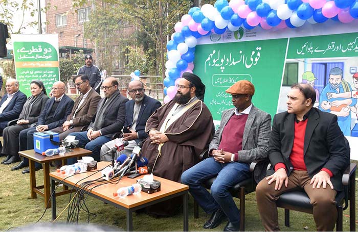 Special Assistant to Prime Minister Allama Tahir Ashrafi and Chairman Pakistan Ulema-e-Islam Council talking to the media during launch of anti-polio drive at DG Health Office.