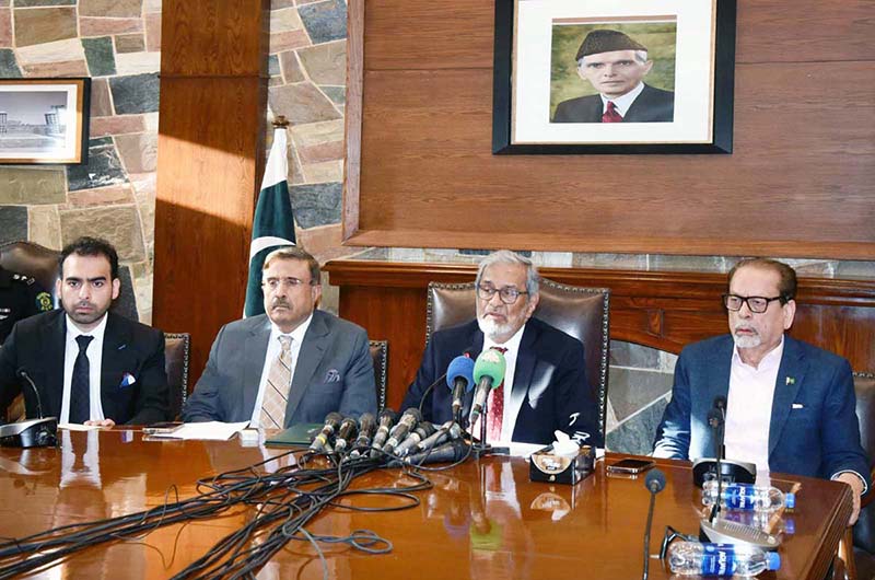 Caretaker Sindh Chief Minister Justice (Retd) Maqbool Baqar presides over a meeting to review overall arrangements for the February 8 General Election at CM House