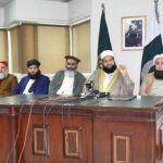 Special Representative to the Prime Minister for Religious Harmony & Islamic Countries and Chairman Pakistan Ullema Council Hafiz Tahir Mahmood Ashrafi addressing a press conference accompanied by Ulema and Mashaikh.