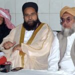 Special Assistant to Prime Minister Allama Tahir Ashrafi talking to the media at Jamia Islamia Manzoor Cantt.