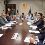 Senior Advisor, Regional Office of Wafaqi Mohtasib, Syed Anwar Haider during a meeting with KE Executive Director and senior officers at Regional office of Wafaqi Mohtasib