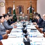 President Dr Arif Alvi being briefed about the Federal Tax Ombudsman (FTO)'s performance, outreach and initiatives during his visit to FTO Office