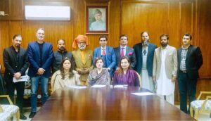 Special Assistant to Prime Minister for Human Rights and Women Empowerment Mushaal Hussein Mullick in a Group Photo with the members of Kashmir Advisory Committee