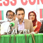 Convener of Muttahida Qaumi Movement Pakistan Dr. Khalid Maqbool Siddiqui addressing press conference at MQM Pakistan Central Election Office Pakistan House