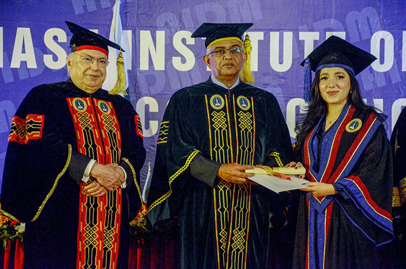 Chief of Naval Staff Admiral Naveed Ashraf conferring degrees to graduates of Altamash Institute of Dental Medicine at Convocation 2024 ceremony