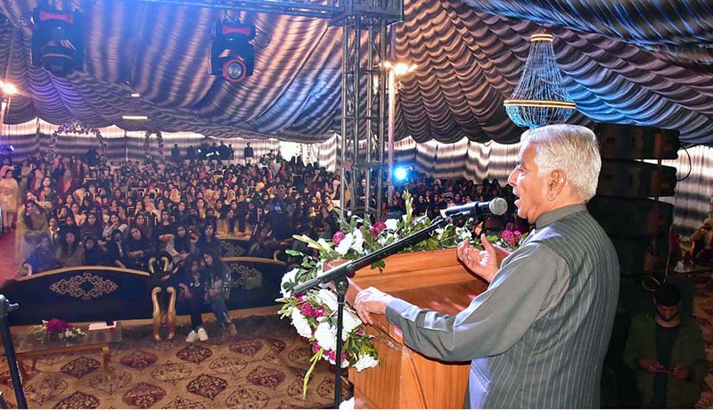 PML-N leader Khawaja Muhammad Asif addressing the 10th Convocation Ceremony of Shadab Girls College