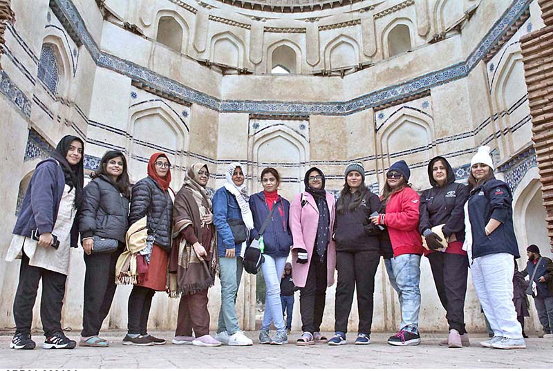 Visitors enjoying the view of world heritage site of Uch Sharif. The Tomb of Bibi Jawindi is one of the five monuments in Uch Sharif that are on the tentative list of the UNESCO World Heritage Sites. Dating back to the 15th century, the shrine was built in the spirit of the historical Sufi premier Bibi Jawindi of the Suhrawardiyyah order, a strictly hegemonistic Sunni school of theosophical thought which puts particular emphasis on the Shafi’i school of classical jurisprudence in the context of its interpretation of the Sharia. Jaw Indo was great-granddaughter to Jahaniyan Jahangasht, a famous Sufi saint in his own right