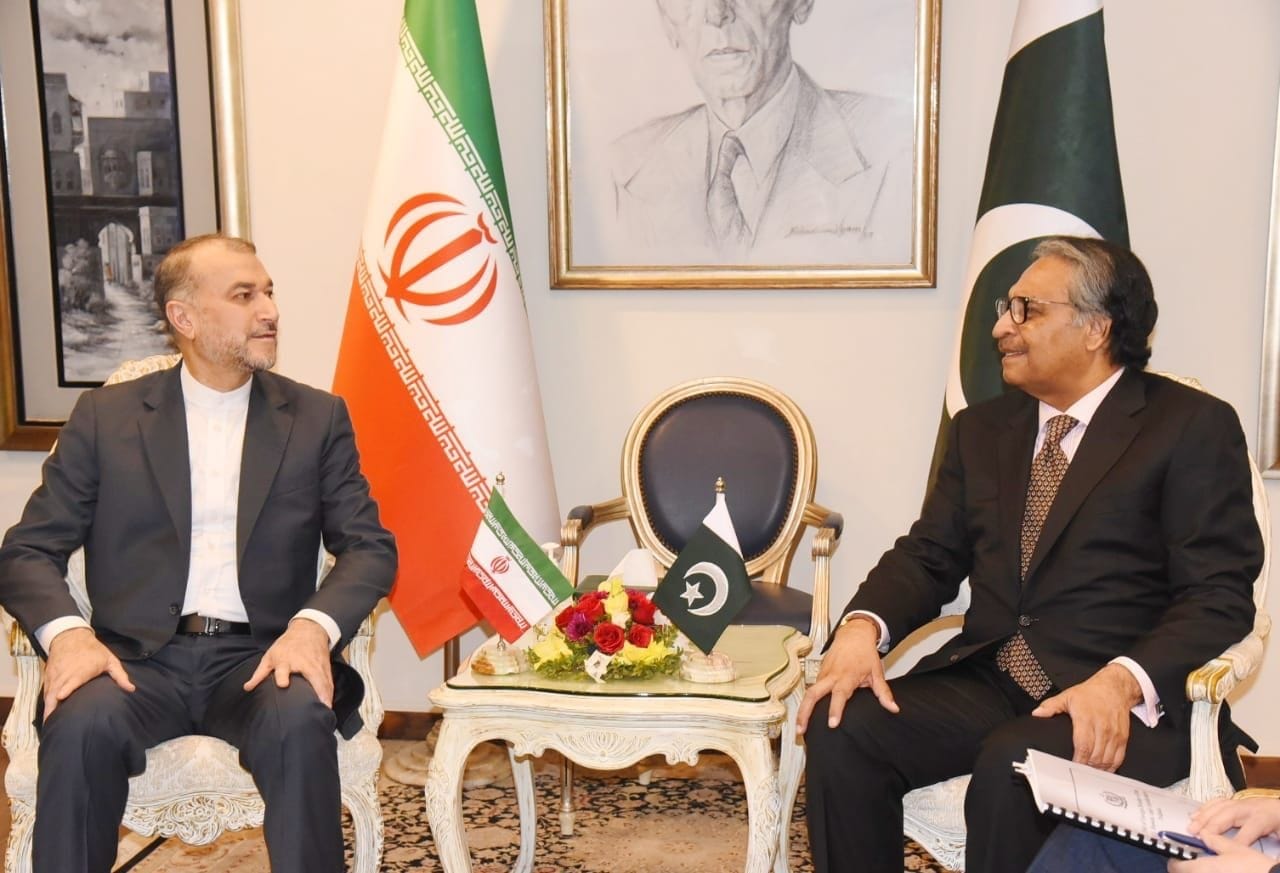 Pak-Iran collaborative approaches imperative to confront terrorism: FM Jilani