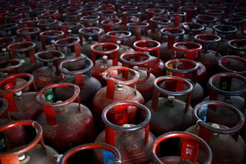 Crackdown launched on substandard gas cylinders