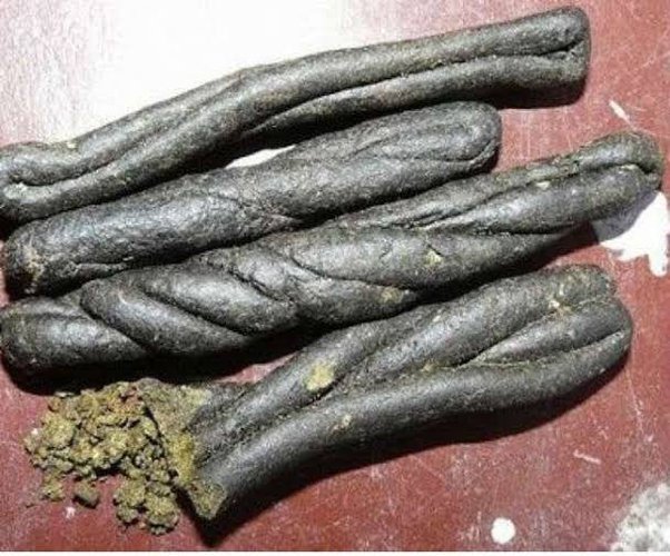 2 kg charras, 210 liter liquor seized