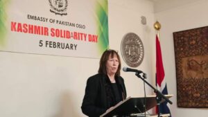 Speakers urge int'l community to stand with Kashmiri people for self-determination right