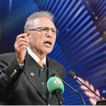 President Dr. Arif Alvi addressing the 5th edition of HUM Women Leaders Awards-2024 ceremony held at the Jinnah Convention Center