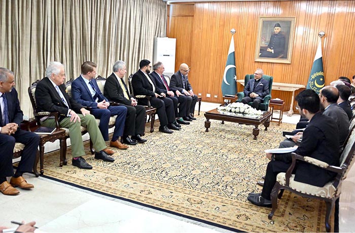 A delegation of Miracle Saltworks Collective Inc, a USA-based salt mining and processing company, called on President Dr Arif Alvi, at Aiwan-e-Sadr.