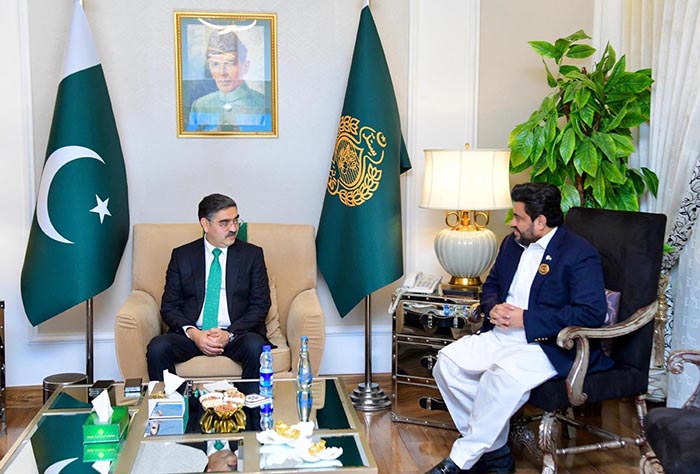 Governor Sindh Kamran Khan Tessori meeting with Caretaker Prime Minister Anwaar-ul-Haq Kakar.