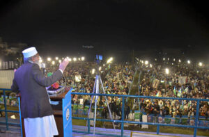Ameer Jamaat e Islami Siraj ul Haq addressing a public gathering during election campaign at Dhobi Ghat Ground