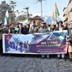 Advisor to Chief Minister Gilgit-Baltistan for Information Eiman Shah addressing during rally to mark Kashmir Solidarity Day at Garhi Bagh